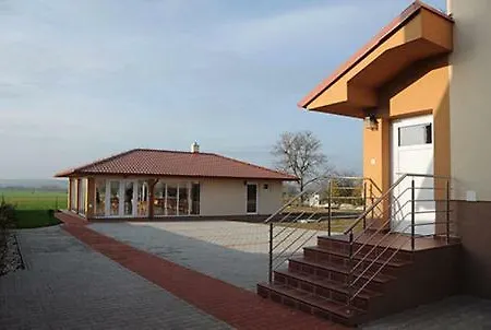 Penzion Oponice *